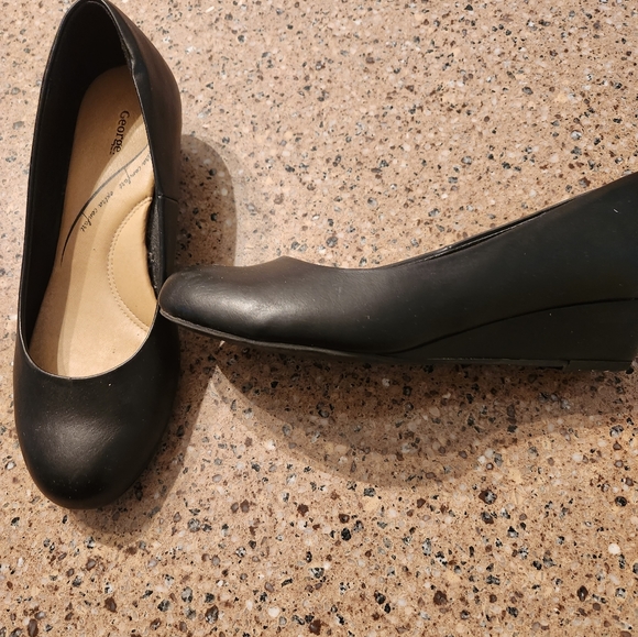 Wedge Shoes - Picture 3 of 3